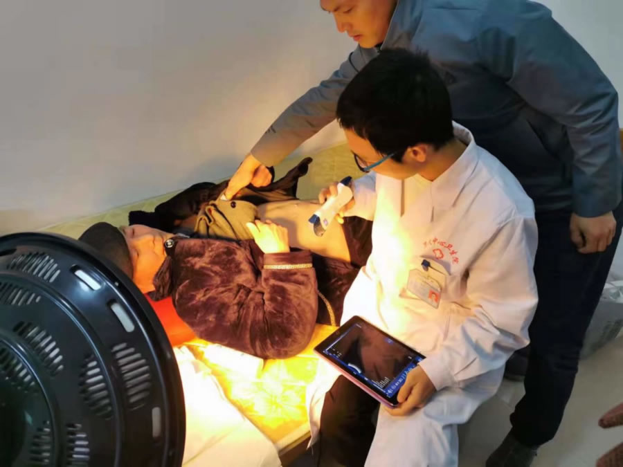 索诺星掌超再次来到三明市，今天参加了夏茂镇在后垅村举行的体检活动，受到了医生和村民们的高度评价，掌超助力基层诊疗能力提升，让更多人更方便